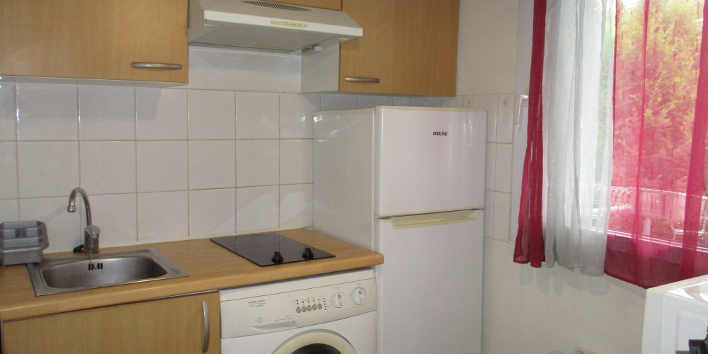 appartement à PAU (64000)