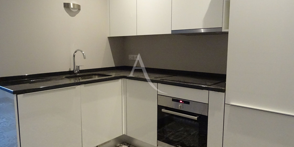 appartement à PAU (64000)