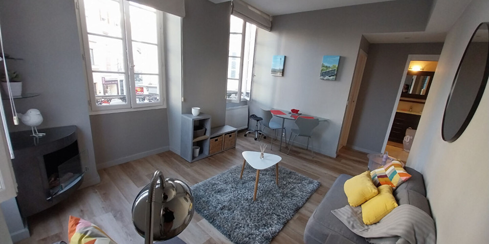 appartement à PAU (64000)