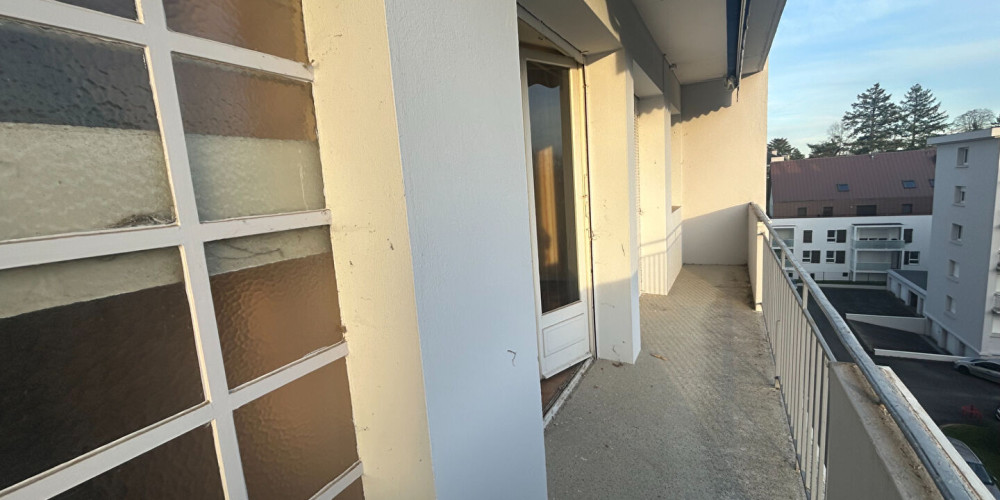 appartement à PAU (64000)