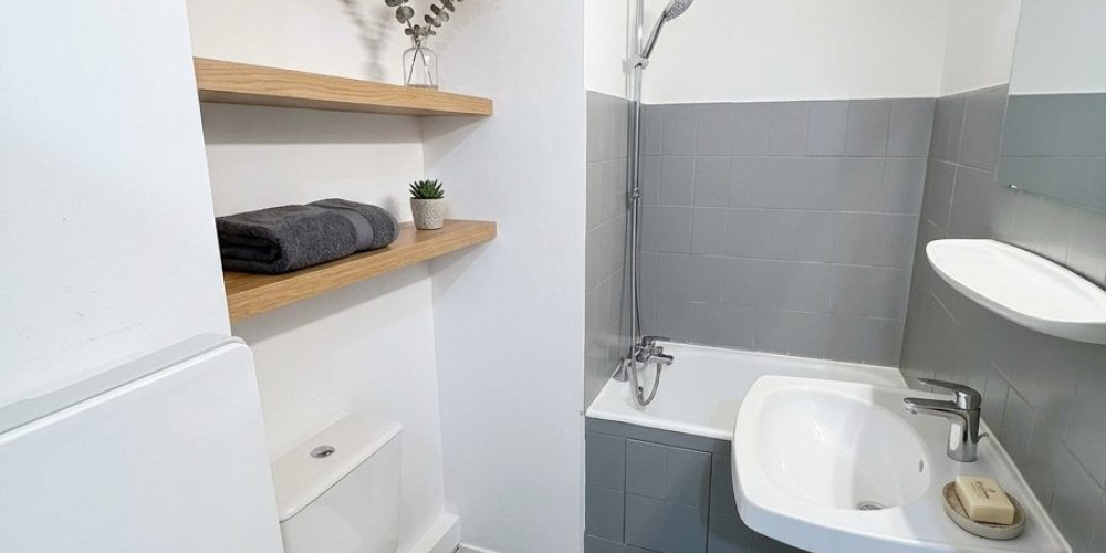 appartement à PAU (64000)