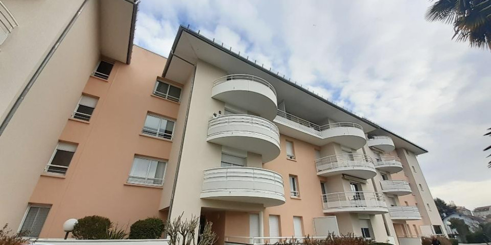 appartement à PAU (64000)