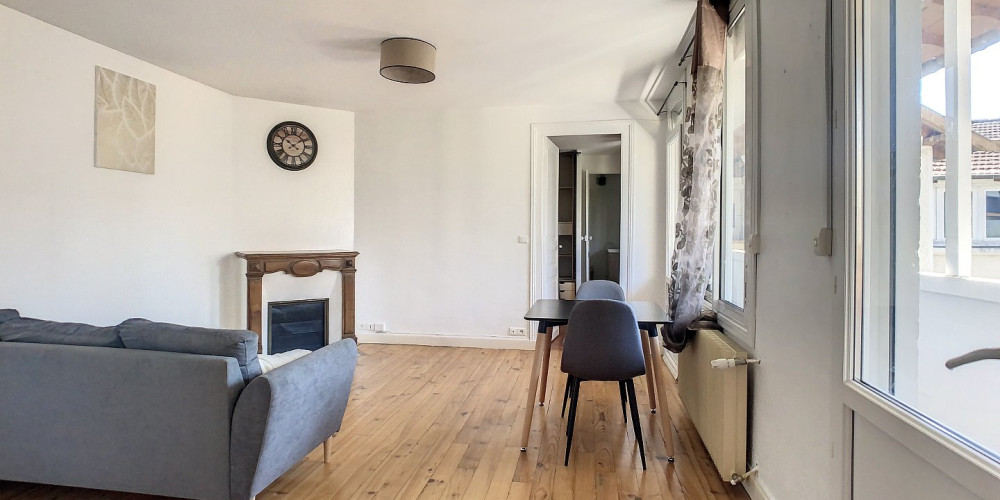 appartement à PAU (64000)