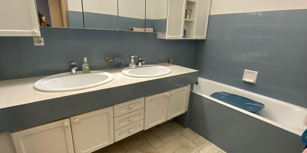 appartement à PAU (64000)