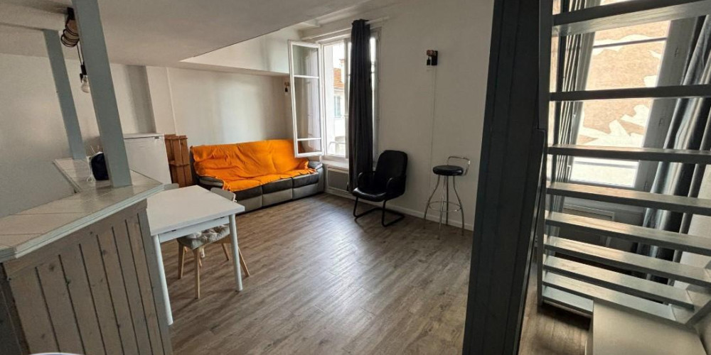 appartement à PAU (64000)