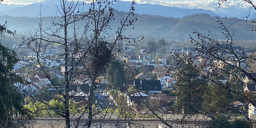 appartement à PAU (64000)