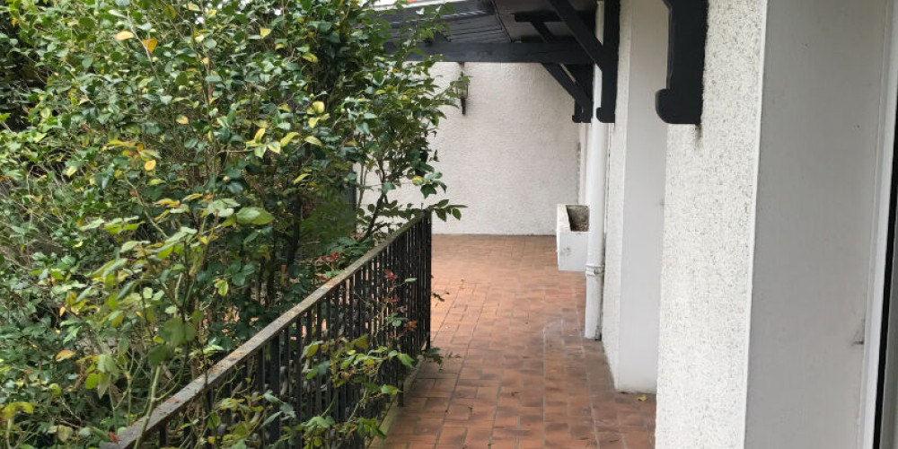 appartement à PAU (64000)