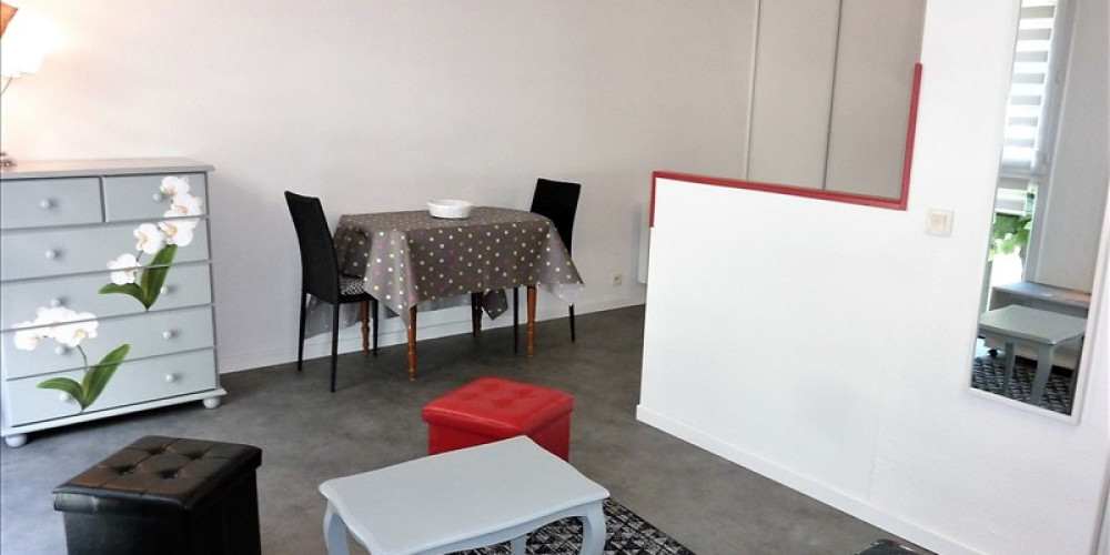 appartement à PAU (64000)