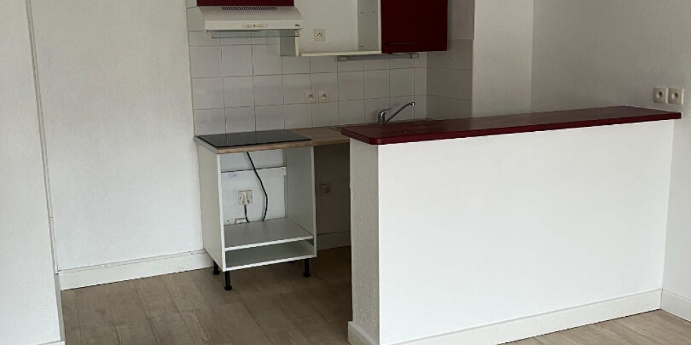 appartement à PAU (64000)