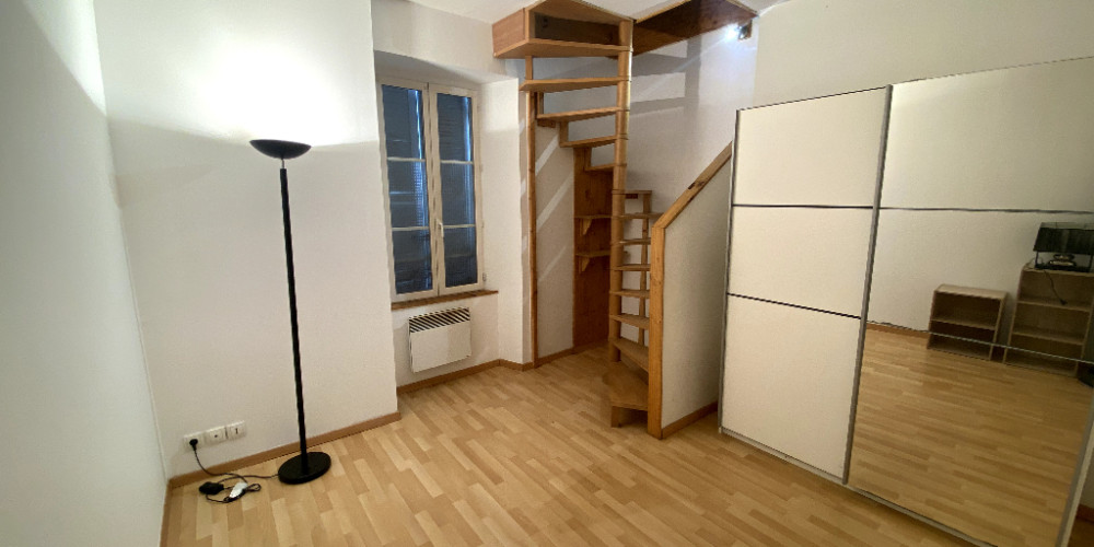 appartement à PAU (64000)