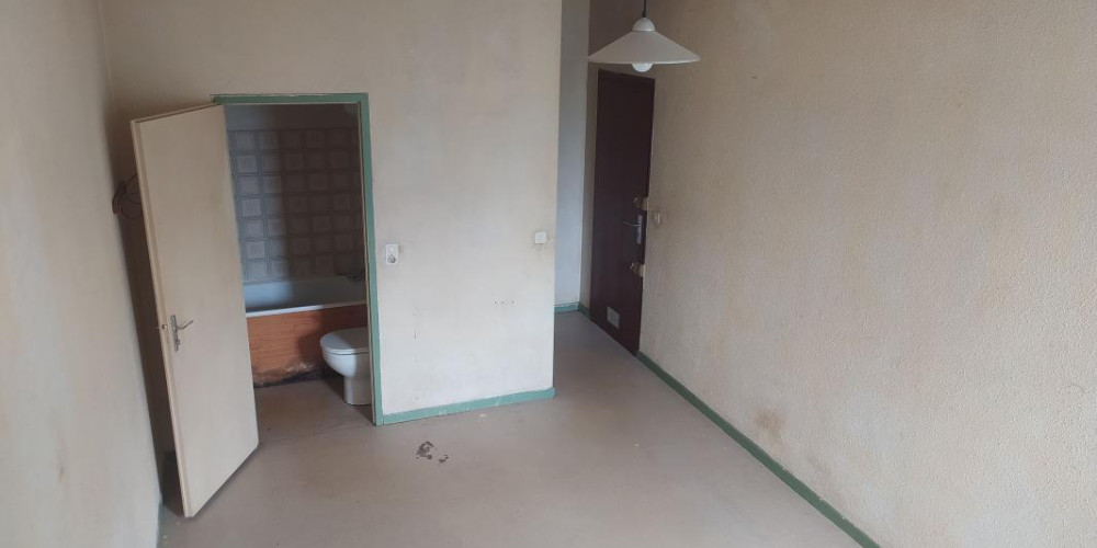 appartement à PAU (64000)