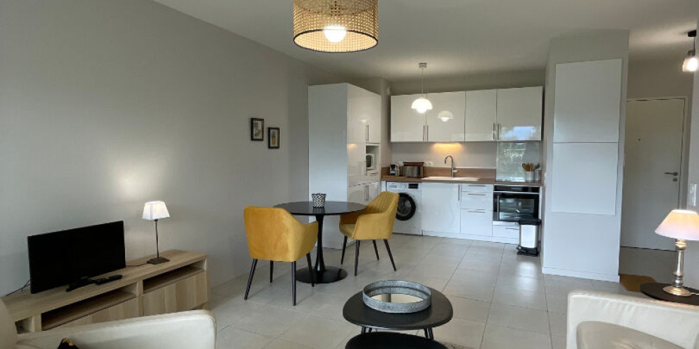 appartement à PAU (64000)