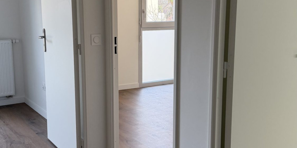 appartement à PAU (64000)