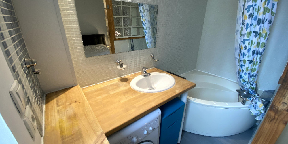 appartement à PAU (64000)