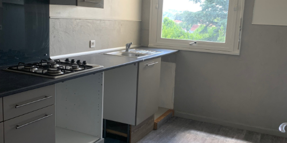 appartement à PAU (64000)