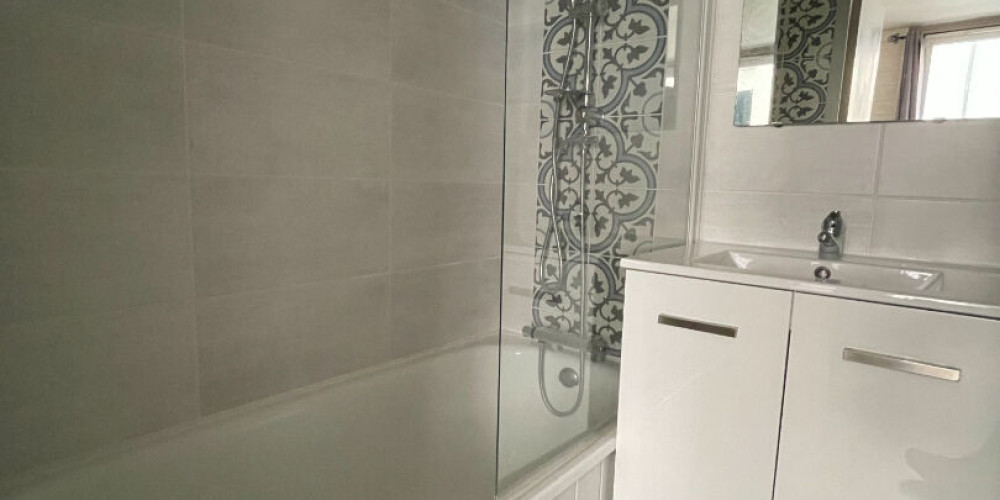 appartement à PAU (64000)