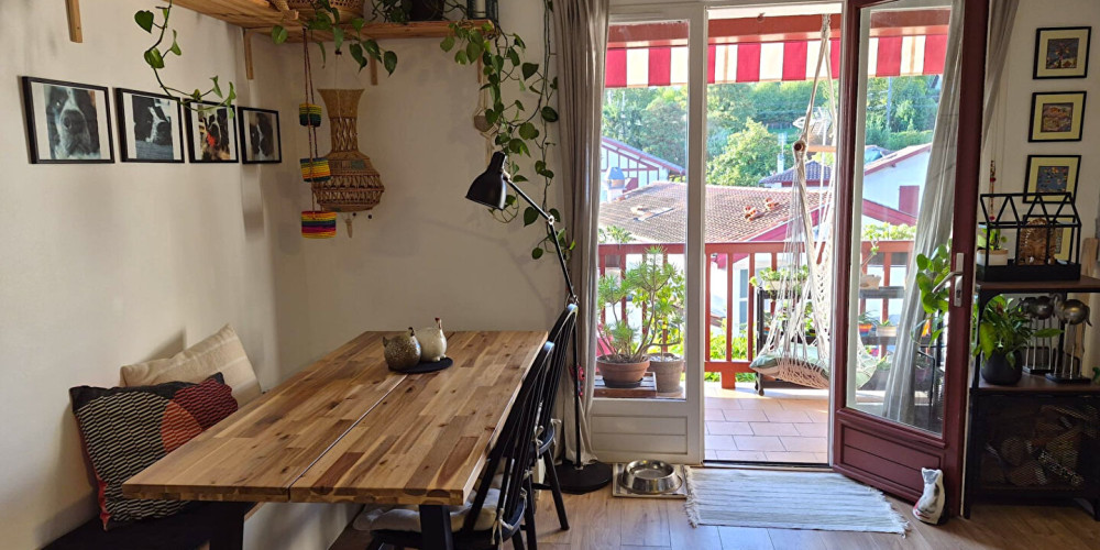appartement à URRUGNE (64122)