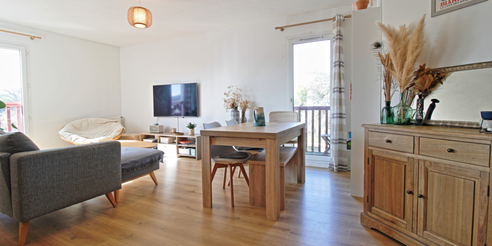 appartement à BASSUSSARRY (64200)