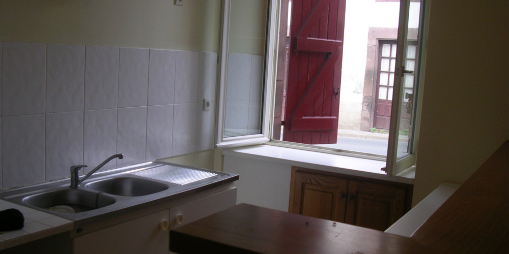 appartement à ISPOURE (64220)