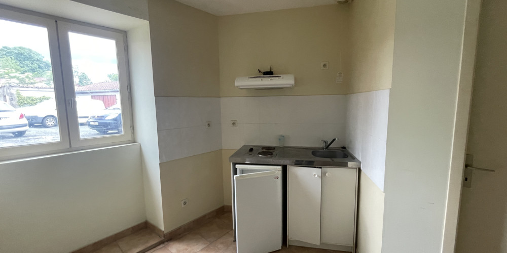 appartement à ISPOURE (64220)