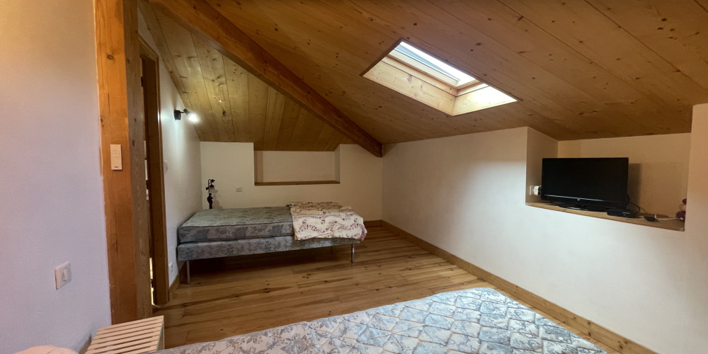 appartement à MENDIVE (64220)