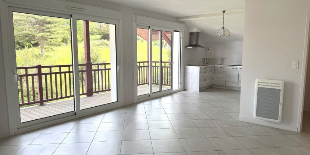 appartement à CIBOURE (64500)