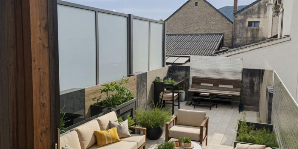 appartement à NAY (64800)