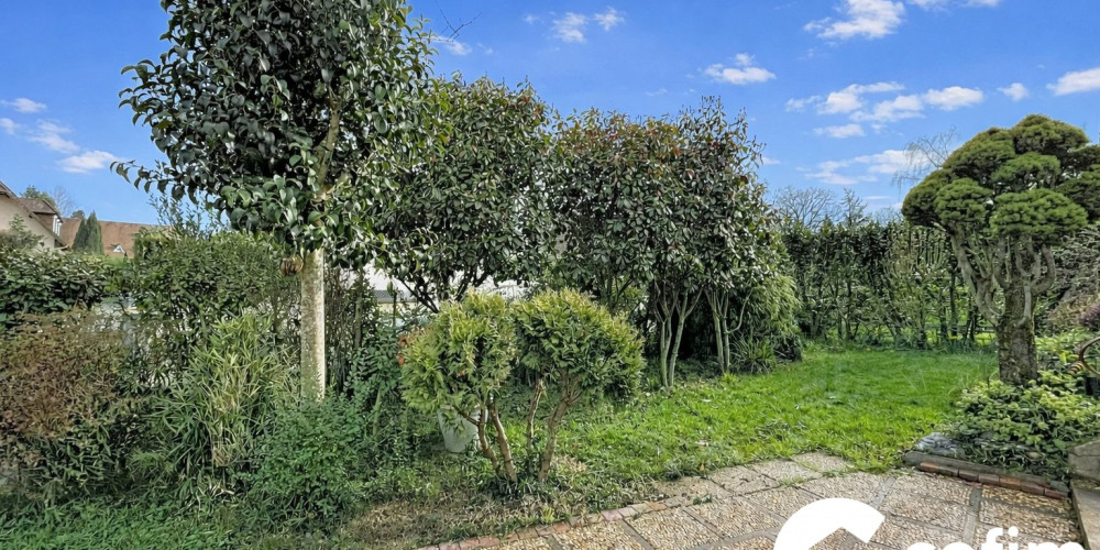 maison à PAU (64000)