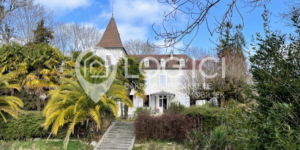 maison à PAU (64000)