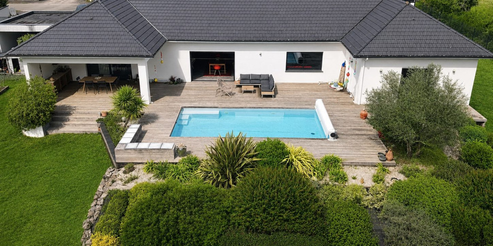 maison à PAU (64000)