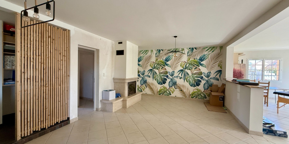 maison à PAU (64000)