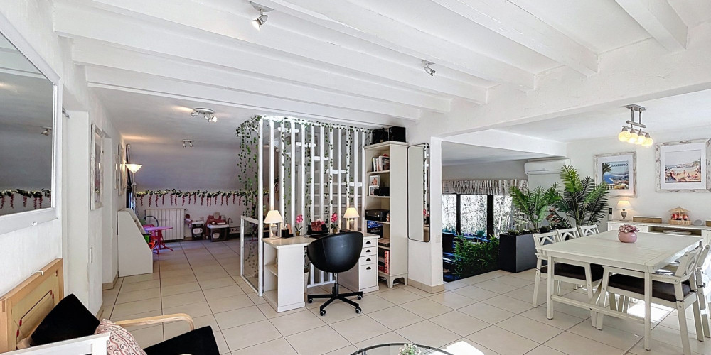 maison à JURANCON (64110)