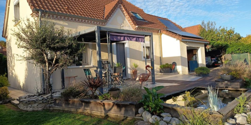 maison à MONTARDON (64121)