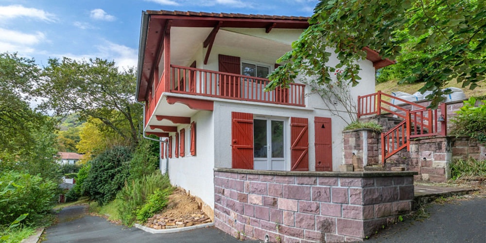 maison à URRUGNE (64122)