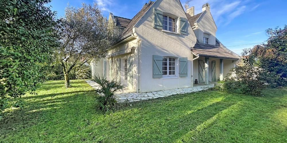 maison à BILLERE (64140)