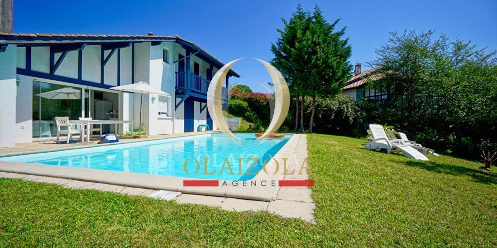 maison à BASSUSSARRY (64200)