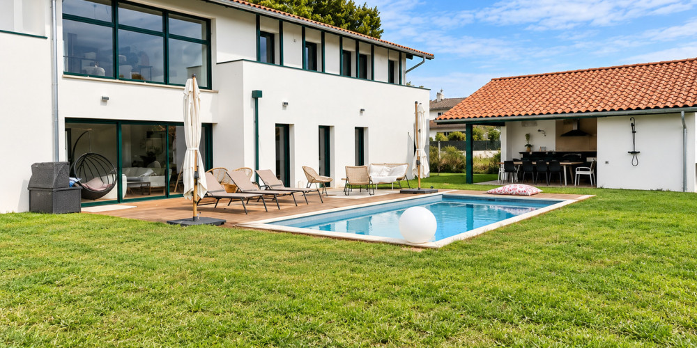 maison à ARBONNE (64210)