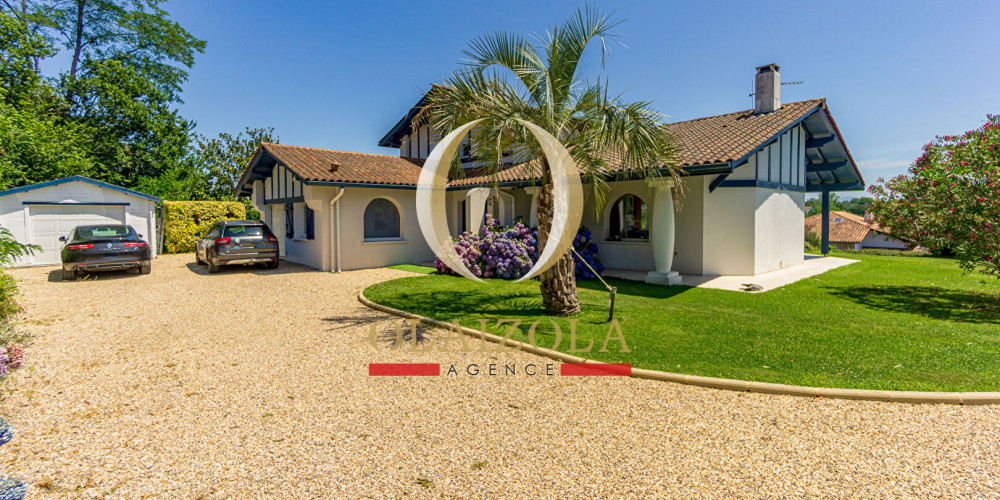 maison à ARBONNE (64210)