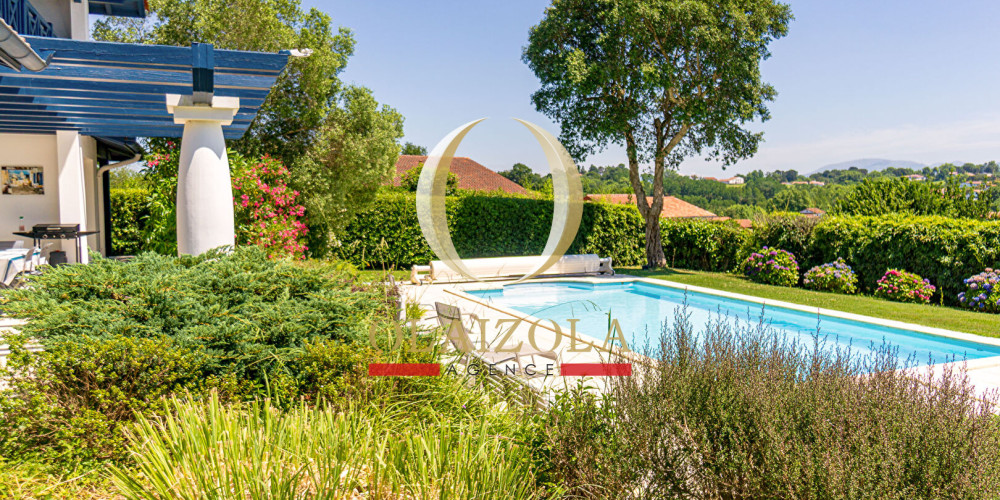 maison à ARBONNE (64210)