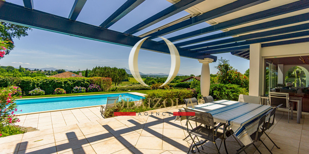 maison à ARBONNE (64210)