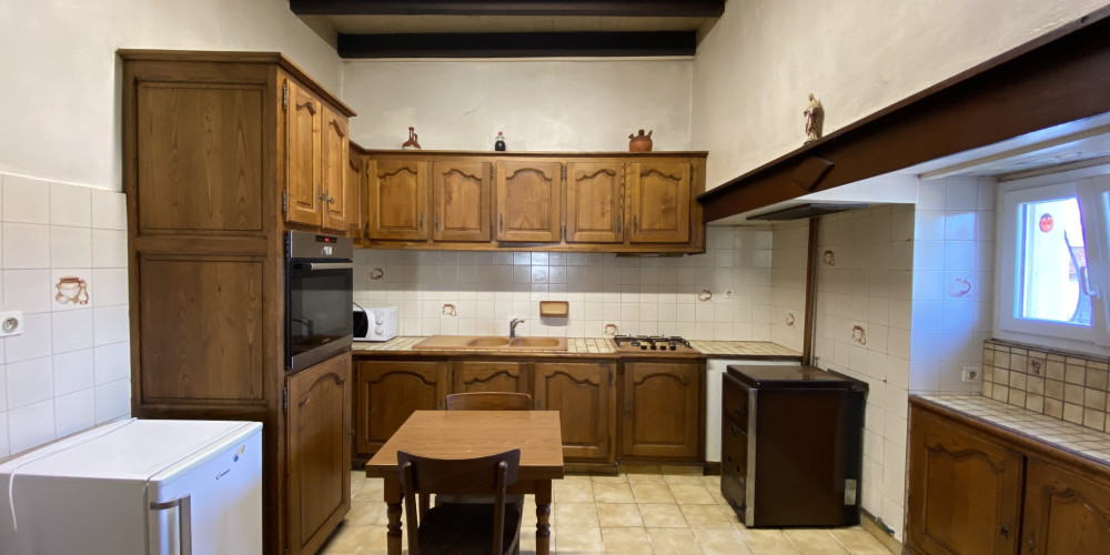 maison à AINCILLE (64220)