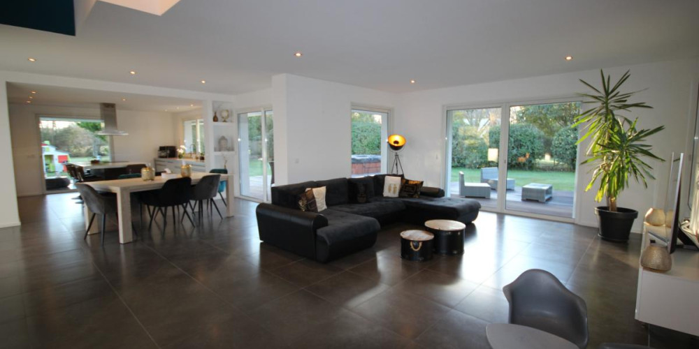 maison à SAUVAGNON (64230)