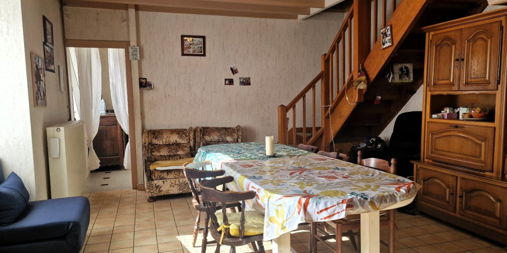 maison à LAHONTAN (64270)