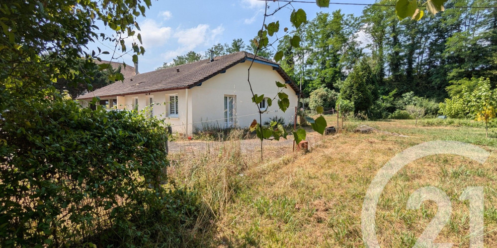 maison à PUYOO (64270)