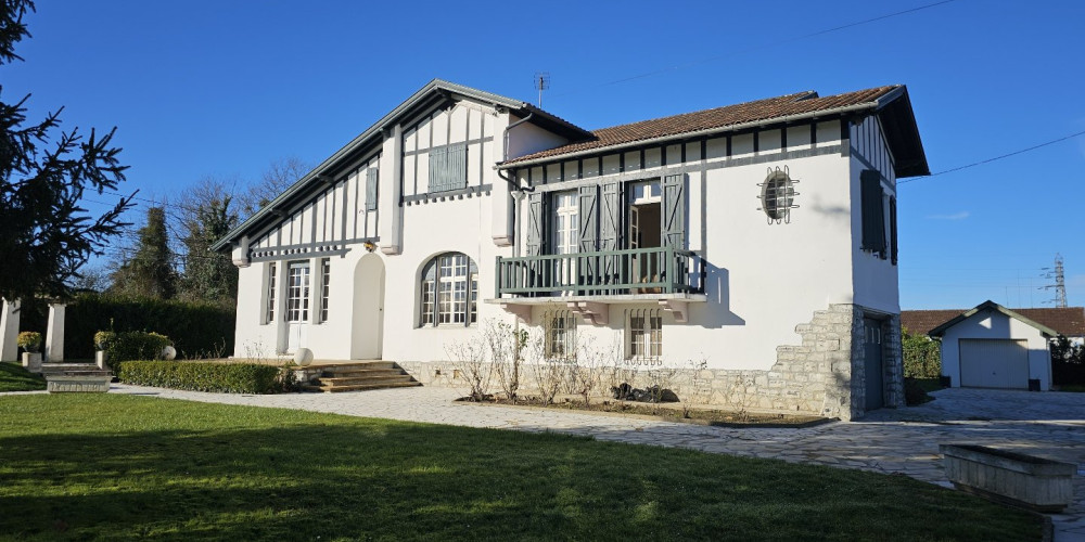 maison à PUYOO (64270)