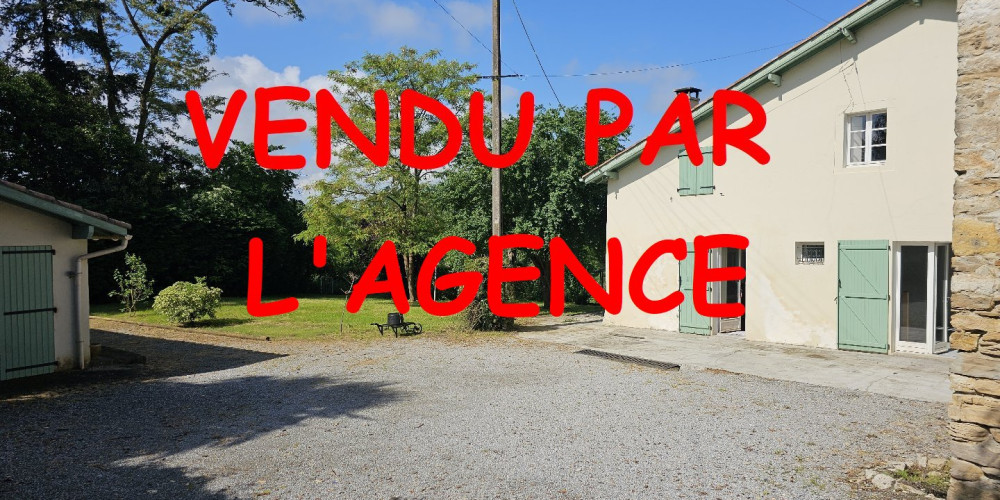 maison à PUYOO (64270)