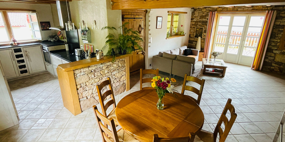 maison à SARE (64310)