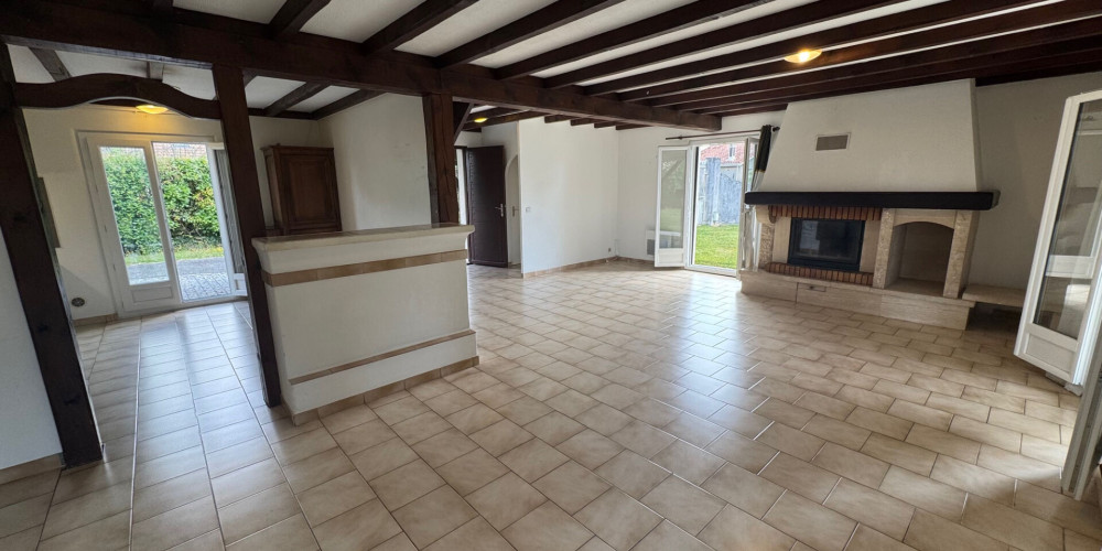 maison à LEE (64320)