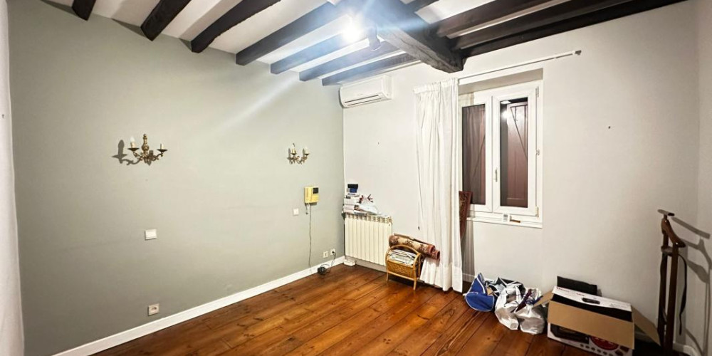 maison à USTARITZ (64480)