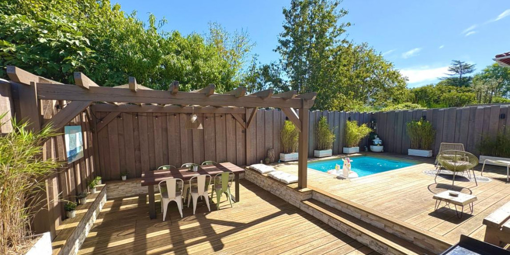 maison à USTARITZ (64480)